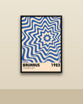 Bauhaus 1 en una pared clara con marco negro (imagen ilustrativa)