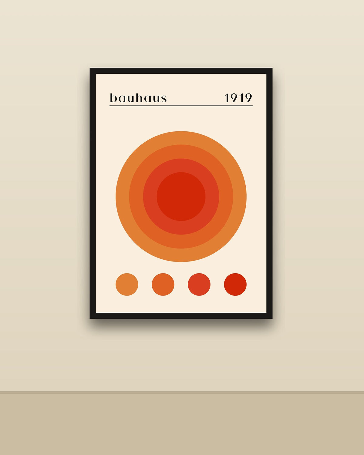 Bauhaus 9 en una pared clara con marco negro (imagen ilustrativa)