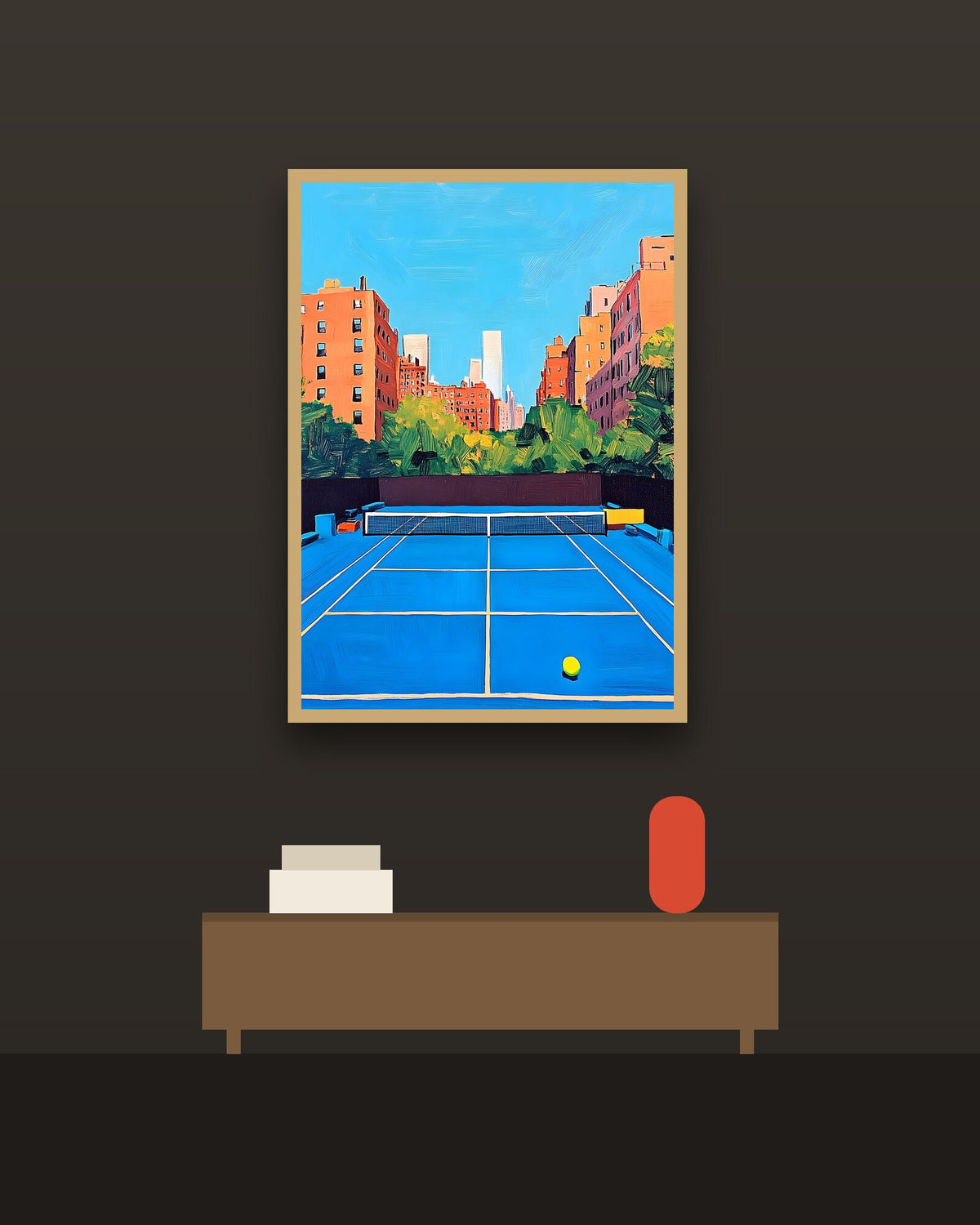 Tenis en Nueva York en una pared oscura con marco de kiri claro (imagen ilustrativa)