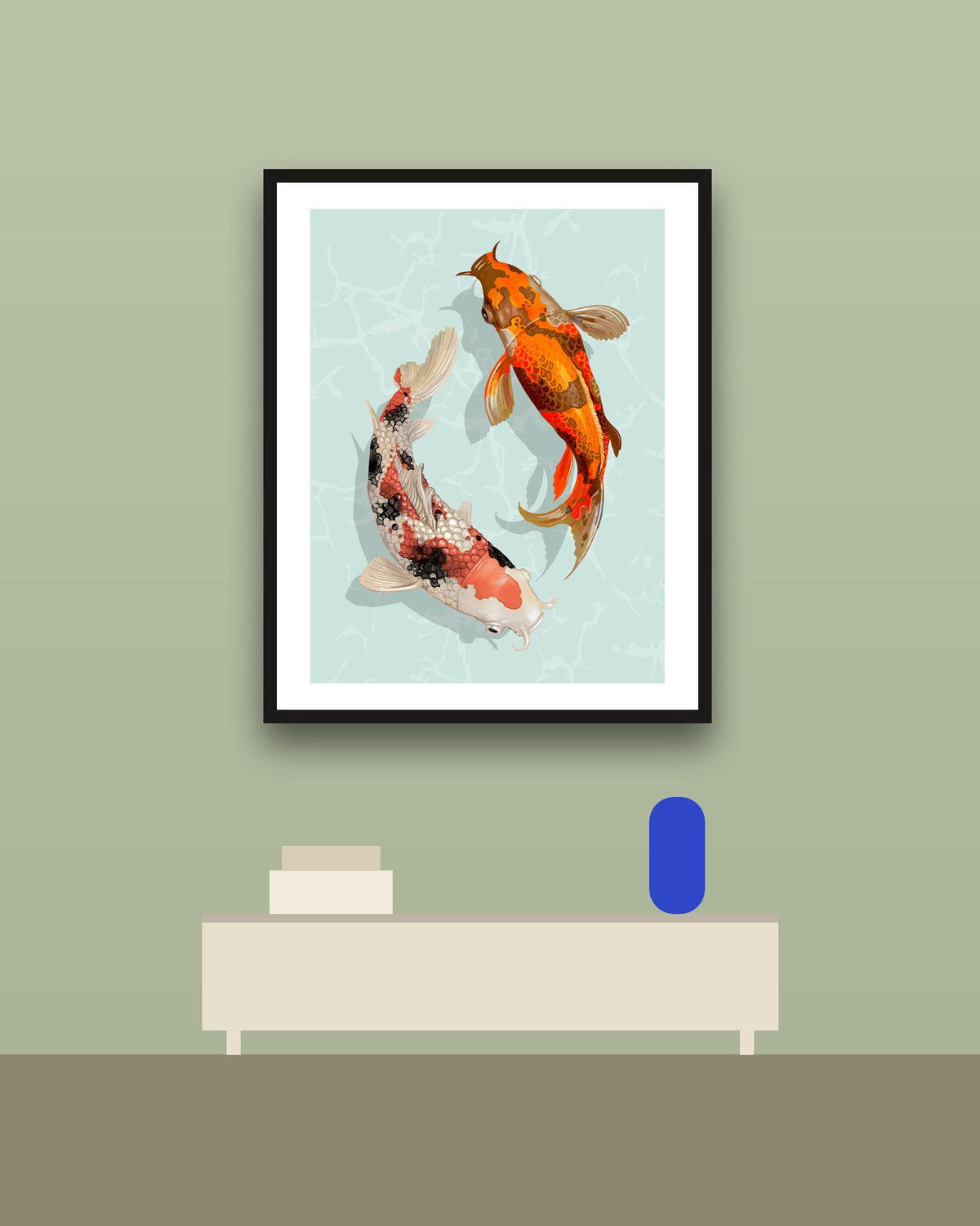 Koi en una pared verde con marco negro (imagen ilustrativa)