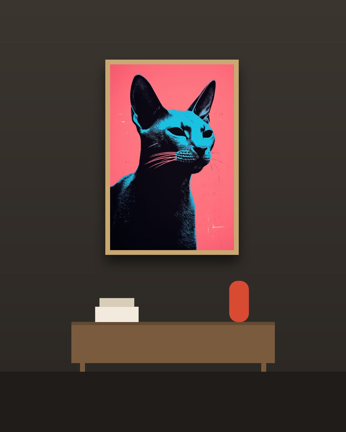 Gato azul en una pared oscura con marco de kiri claro (imagen ilustrativa)