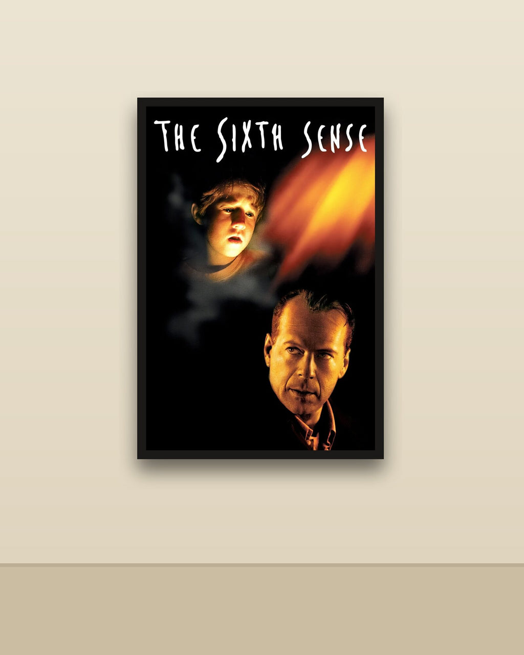 The Sixth Sense en una pared clara con marco negro (imagen ilustrativa)