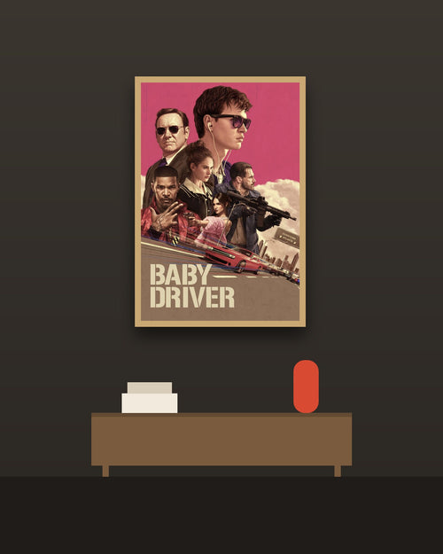 Baby Driver en una pared oscura con marco de kiri claro (imagen ilustrativa)